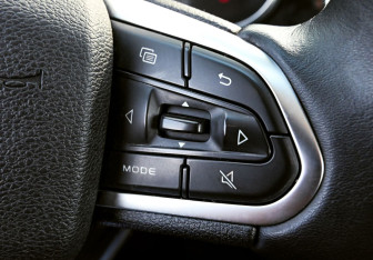 Подержанный автомобиль Belgee X70 2024 года (14 фото)