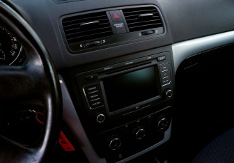 Подержанный автомобиль Skoda Yeti 2011 года (11 фото)