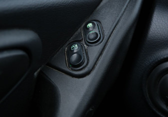 Подержанный автомобиль Chevrolet Niva 2015 года (10 фото)