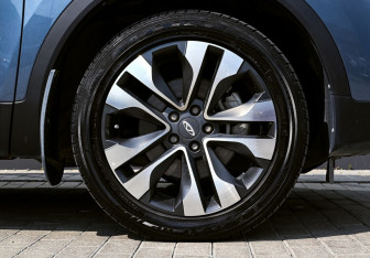 Подержанный автомобиль Chery Tiggo 4 2021 года (20 фото)