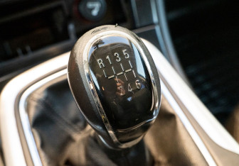 Подержанный автомобиль Opel Insignia Sedan 2011 года (14 фото)