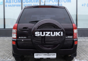 Подержанный автомобиль Suzuki Grand Vitara 2008 года (4 фото)