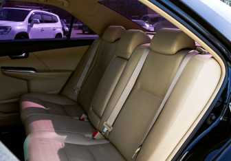 Подержанный автомобиль Toyota Camry Sedan 2015 года (17 фото)