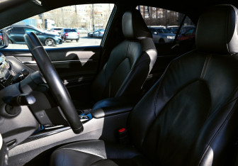 Подержанный автомобиль Toyota Camry Sedan 2020 года (9 фото)