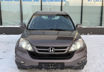 Подержанный автомобиль Honda CR-V 2012 года (8 фото)