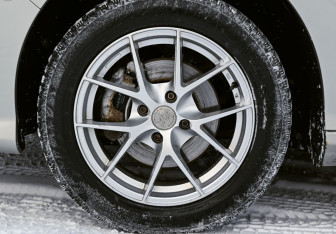 Подержанный автомобиль Peugeot 308 Hatchback 2009 года (19 фото)