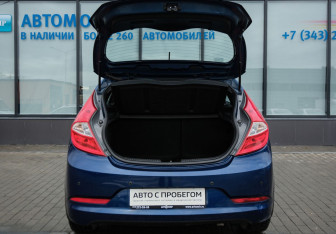 Подержанный автомобиль Hyundai Solaris Hatchback 2016 года (21 фото)