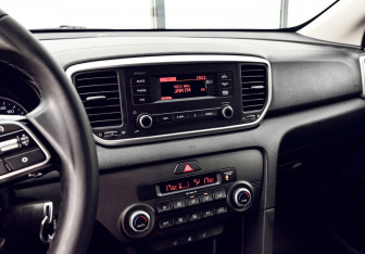 Подержанный автомобиль Kia Sportage 2019 года (10 фото)