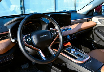 Подержанный автомобиль Haval Jolion 2021 года (15 фото)