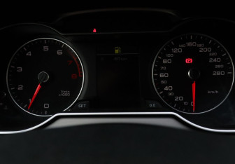 Подержанный автомобиль Audi A4 allroad 2013 года (13 фото)