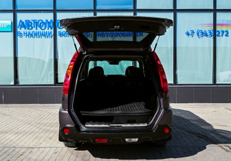 Подержанный автомобиль Nissan X-Trail 2008 года (21 фото)