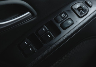 Подержанный автомобиль Hyundai ix35 2013 года (11 фото)