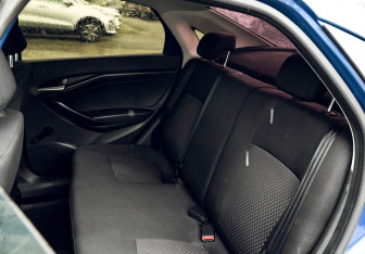 Подержанный автомобиль LADA (ВАЗ) Vesta Sedan 2018 года (15 фото)