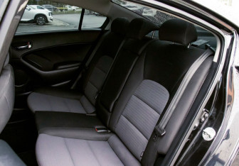Подержанный автомобиль Kia Cerato Sedan 2018 года (18 фото)