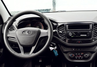 Подержанный автомобиль LADA (ВАЗ) Vesta Sedan 2018 года (17 фото)