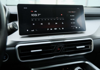 Подержанный автомобиль Geely Coolray 2021 года (12 фото)