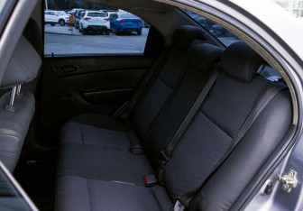 Подержанный автомобиль Chevrolet Aveo Sedan 2011 года (15 фото)
