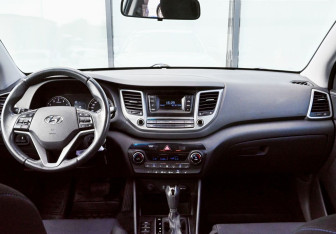 Подержанный автомобиль Hyundai Tucson 2018 года (18 фото)