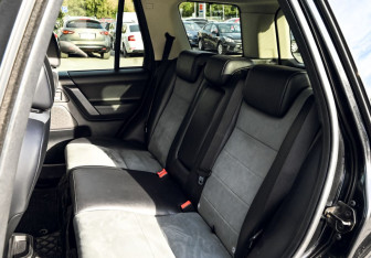 Подержанный автомобиль Land Rover Freelander 2014 года (16 фото)