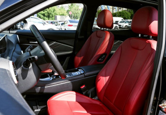 Подержанный автомобиль Forthing T5 EVO 2021 года (16 фото)