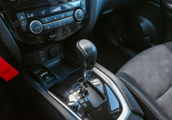 Подержанный автомобиль Nissan Qashqai 2014 года (10 фото)