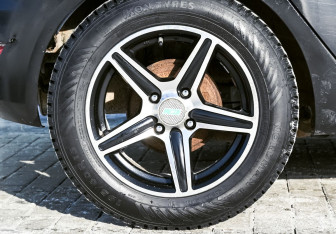 Подержанный автомобиль Ford Fiesta Hatchback 2008 года (18 фото)