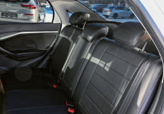 Подержанный автомобиль LADA (ВАЗ) Vesta Sedan 2016 года (17 фото)