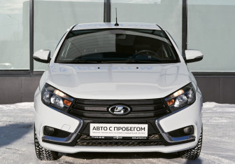 Подержанный автомобиль LADA (ВАЗ) Vesta Sedan 2016 года (8 фото)