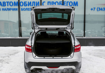 Подержанный автомобиль LADA (ВАЗ) Vesta Wagon 2019 года (21 фото)