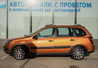 Подержанный автомобиль LADA (ВАЗ) Granta Wagon 2020 года (2 фото)