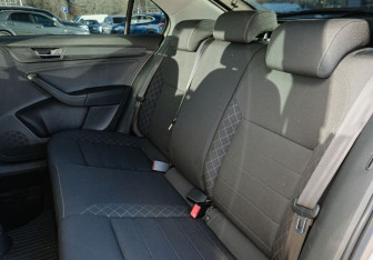 Подержанный автомобиль Skoda Rapid Liftback 2021 года (17 фото)