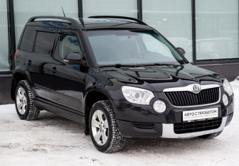 Подержанный автомобиль Skoda Yeti 2012 года (8 фото)