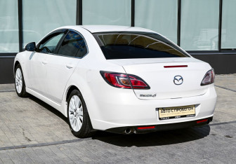 Подержанный автомобиль Mazda 6 Liftback 2008 года (3 фото)