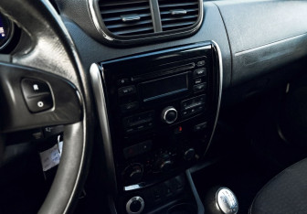 Подержанный автомобиль Nissan Terrano 2018 года (9 фото)