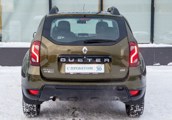 Подержанный автомобиль Renault Duster 2019 года (4 фото)
