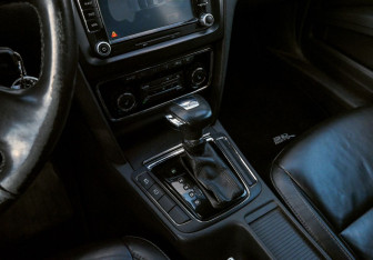 Подержанный автомобиль Skoda Superb Liftback 2011 года (9 фото)