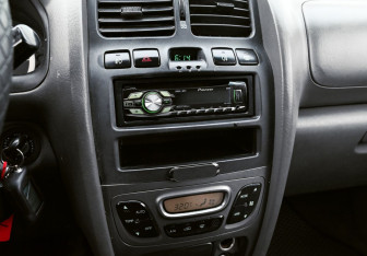 Подержанный автомобиль Hyundai Santa Fe 2008 года (12 фото)