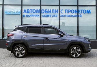 Подержанный автомобиль Москвич 3 2023 года (6 фото)