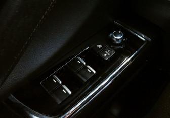 Подержанный автомобиль Mazda CX-9 2018 года (16 фото)