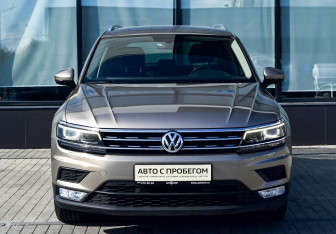 Подержанный автомобиль Volkswagen Tiguan 2017 года (8 фото)
