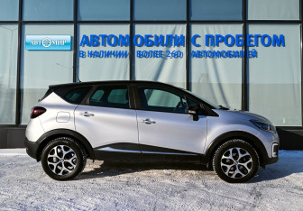 Подержанный автомобиль Renault Kaptur 2019 года (6 фото)