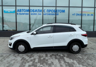 Подержанный автомобиль Kia Rio Hatchback 2019 года (2 фото)