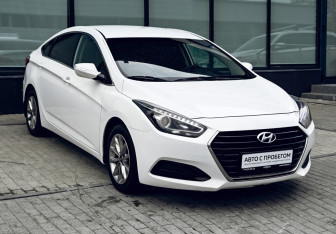 Подержанный автомобиль Hyundai i40 Sedan 2016 года (7 фото)