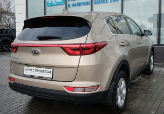 Подержанный автомобиль Kia Sportage 2018 года (5 фото)