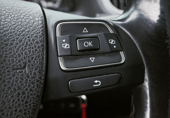 Подержанный автомобиль Volkswagen Tiguan 2012 года (14 фото)