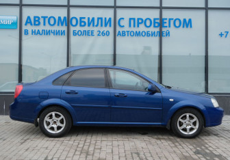 Подержанный автомобиль Chevrolet Lacetti Sedan 2012 года (6 фото)