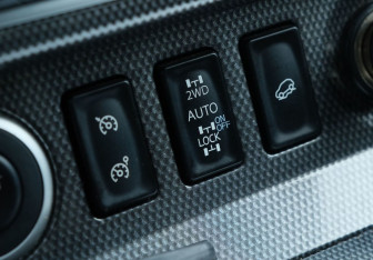 Подержанный автомобиль Renault Koleos 2011 года (13 фото)