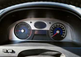 Подержанный автомобиль Geely Emgrand EC7 Sedan 2013 года (11 фото)