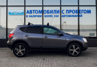 Подержанный автомобиль Nissan Qashqai 2008 года (6 фото)