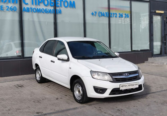 Подержанный автомобиль LADA (ВАЗ) Granta Sedan 2017 года (7 фото)